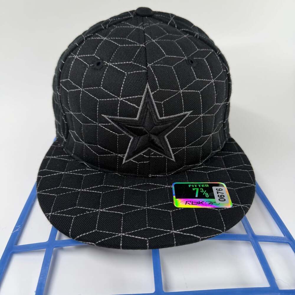 Reebok Dallas Cowboys Fitted Fashion Cap Size 7 3/8